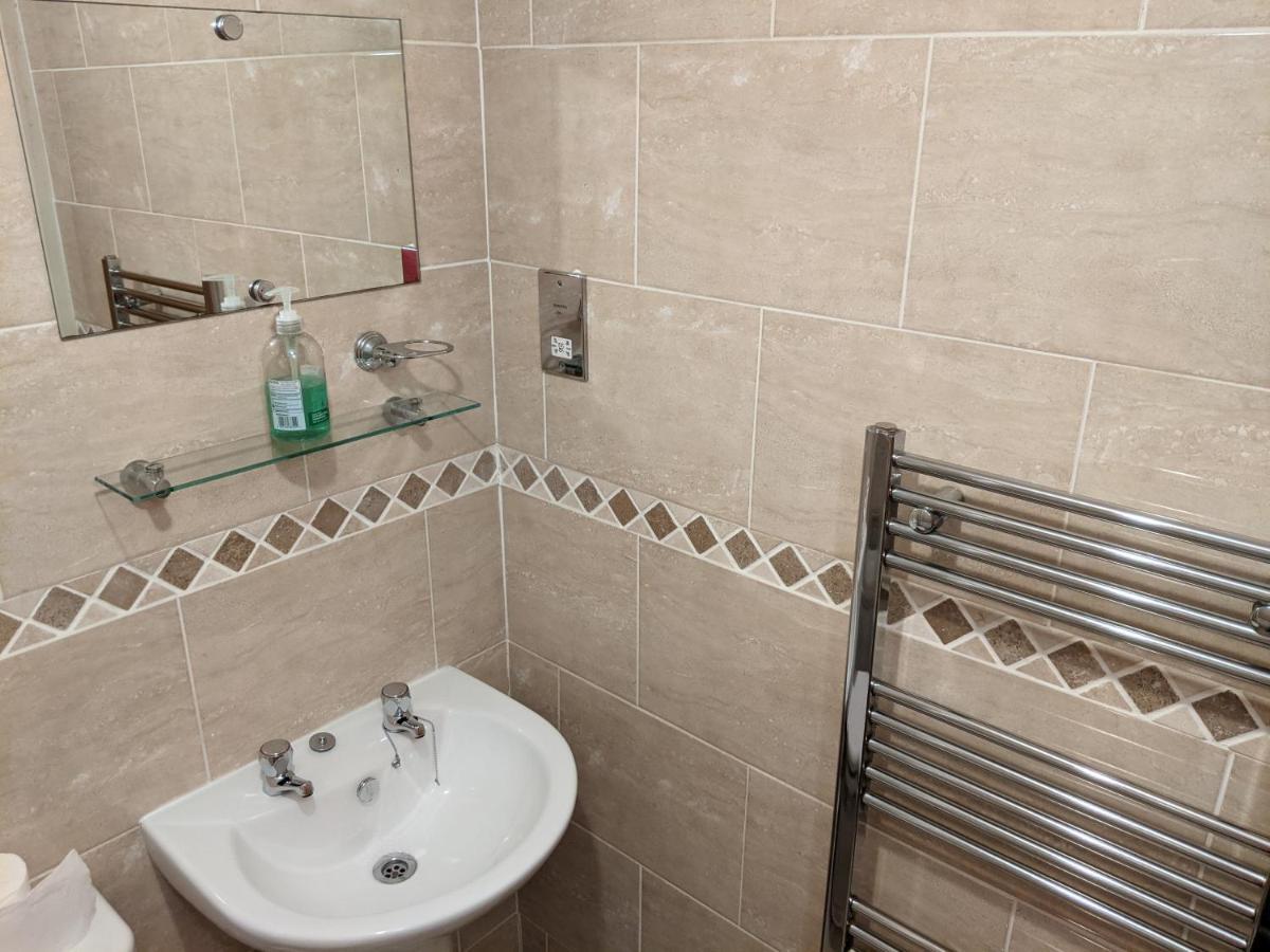 Endeavour Cottage Whitby Sleeps 6 Exterior foto